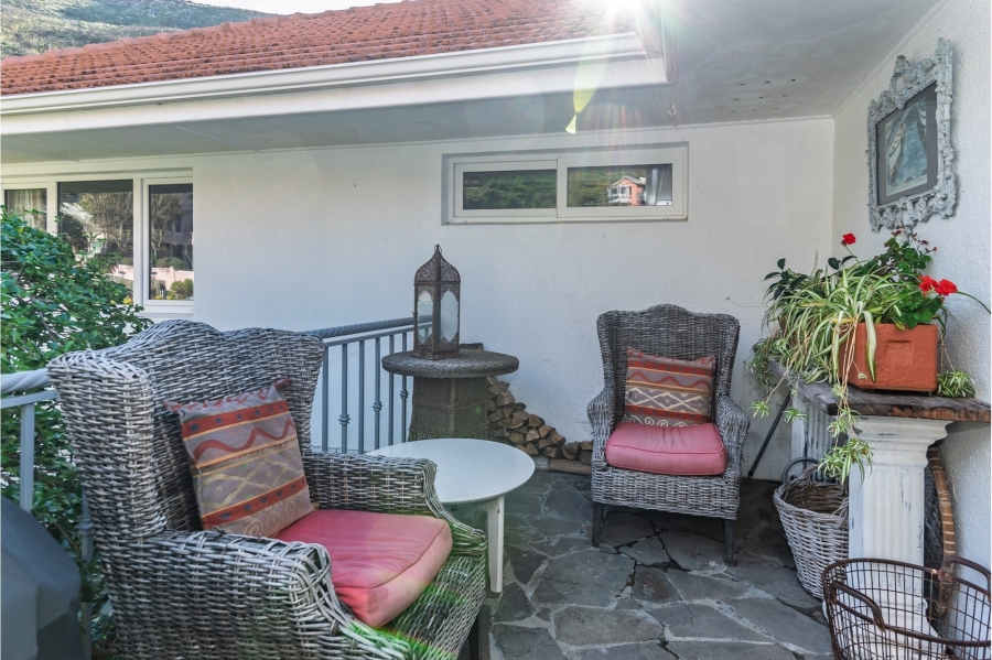 2 Bedroom Property for Sale in Kalk Bay Western Cape